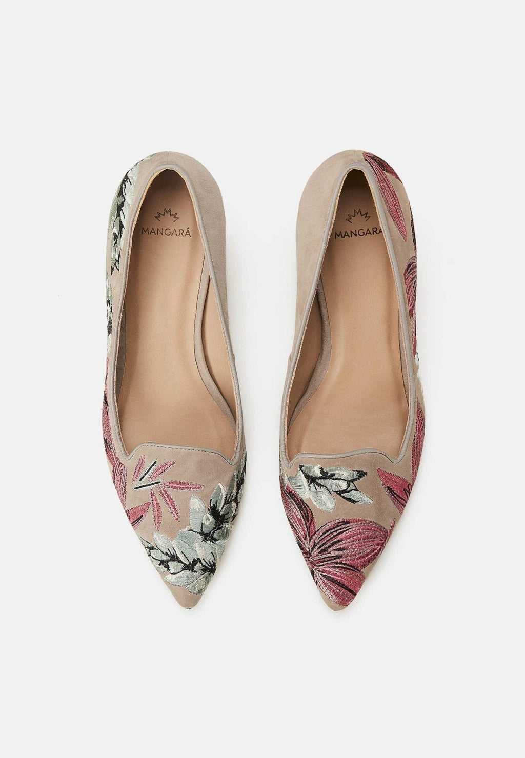 Ipê Suede Gray Pumps – 6cm Embroidered Kitten Heel
